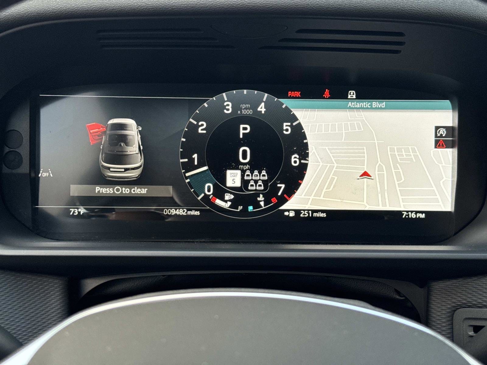 2025 Land Rover Discovery Dynamic SE - Photo 31