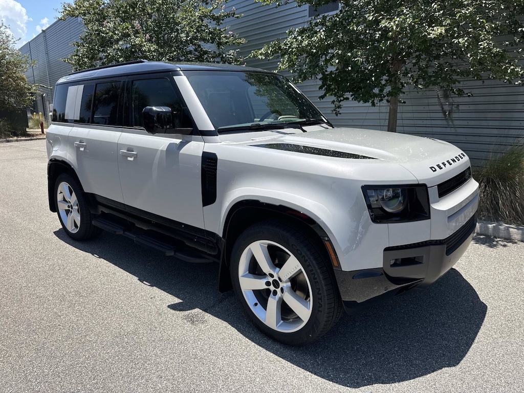 New 2026 Land Rover Defender 110 X-Dynamic SE SUV