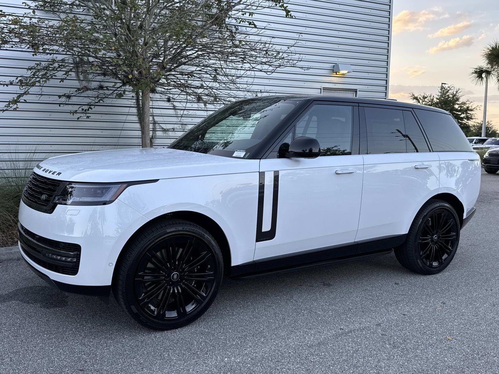 2025 Land Rover Range Rover Autobiography's photo
