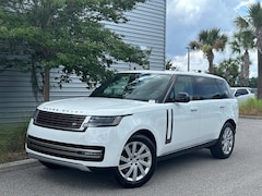 2025 Land Rover Range Rover SE SUV