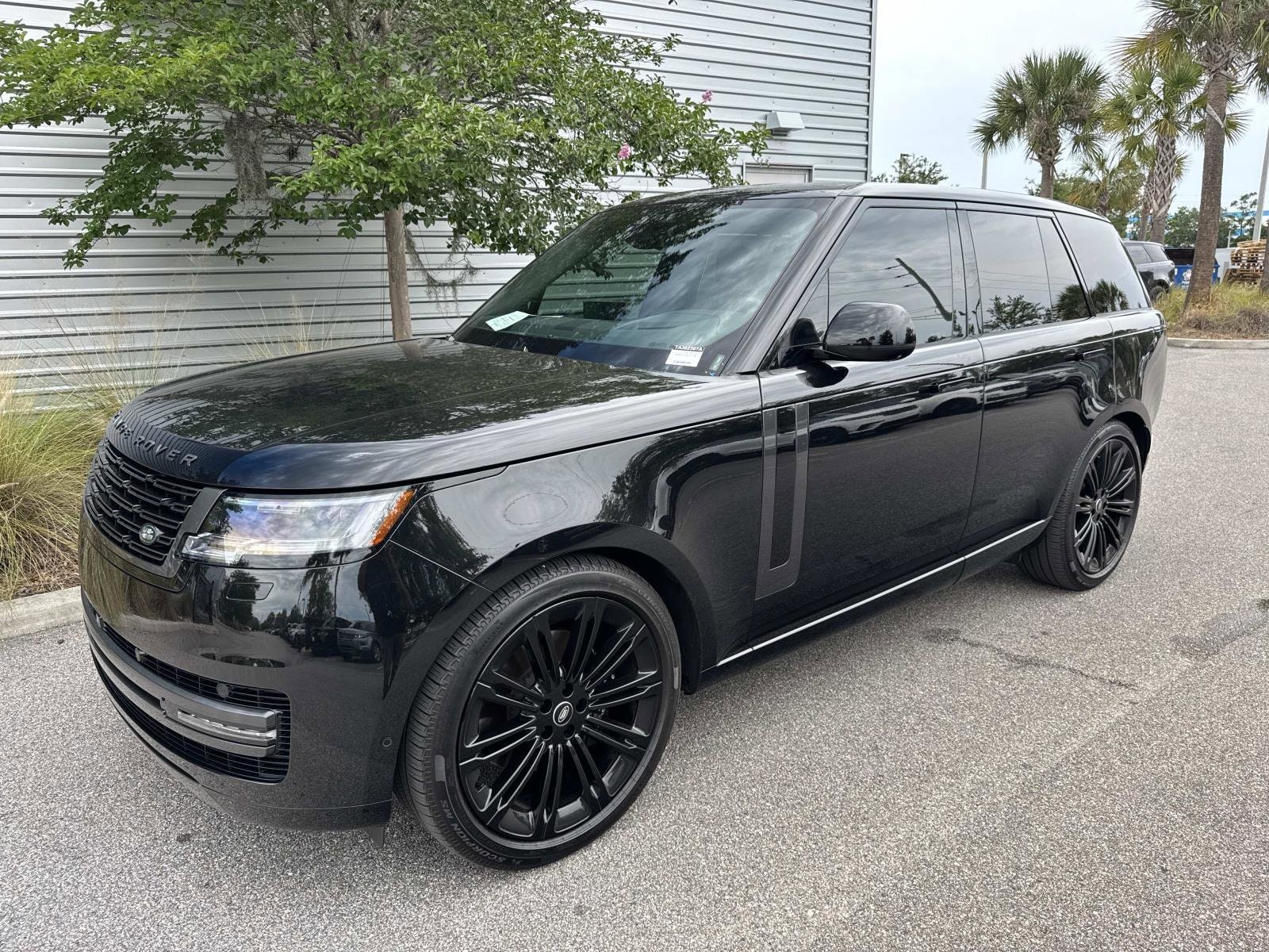 2025 Land Rover Range Rover 3.0 SE SWB's photo
