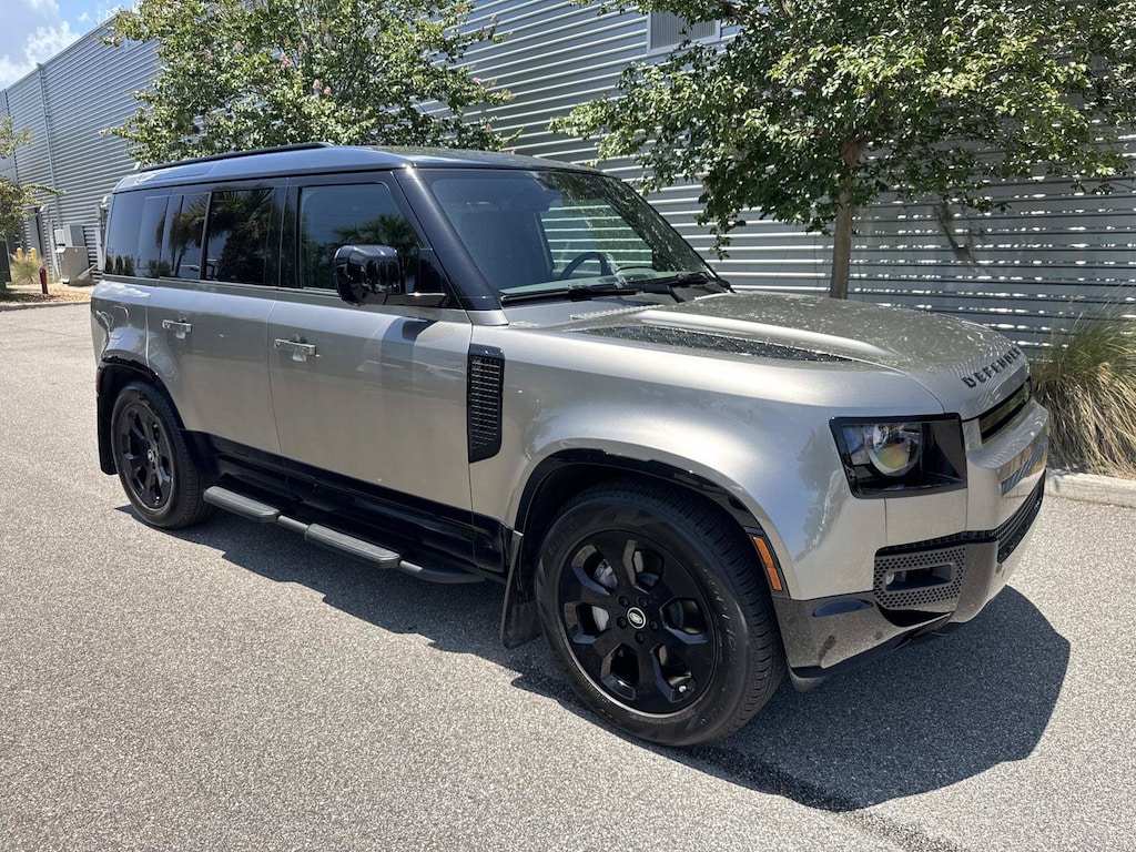Certified 2025 Land Rover Defender 110 P400 X-Dynamic SE