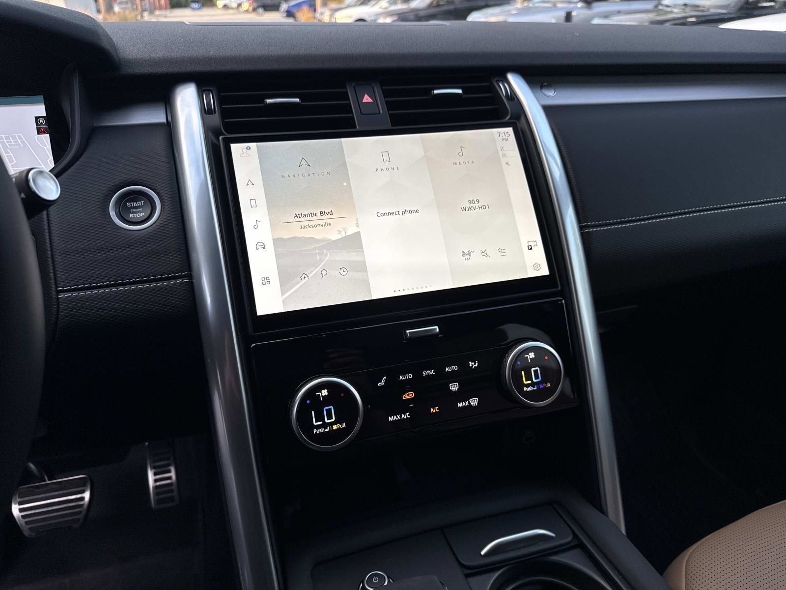 2025 Land Rover Discovery Dynamic SE - Photo 26