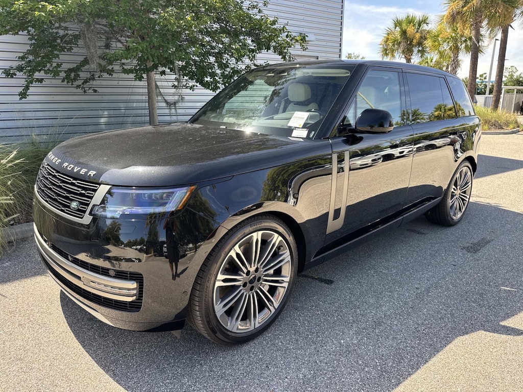 New 2026 Land Rover Range Rover SE LWB 7-Seats / V8 SUV