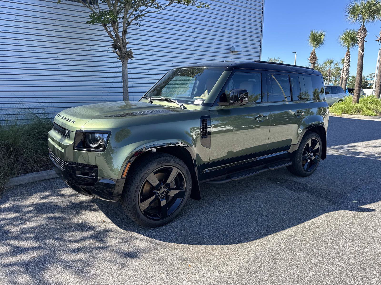  Land Rover Defender 110