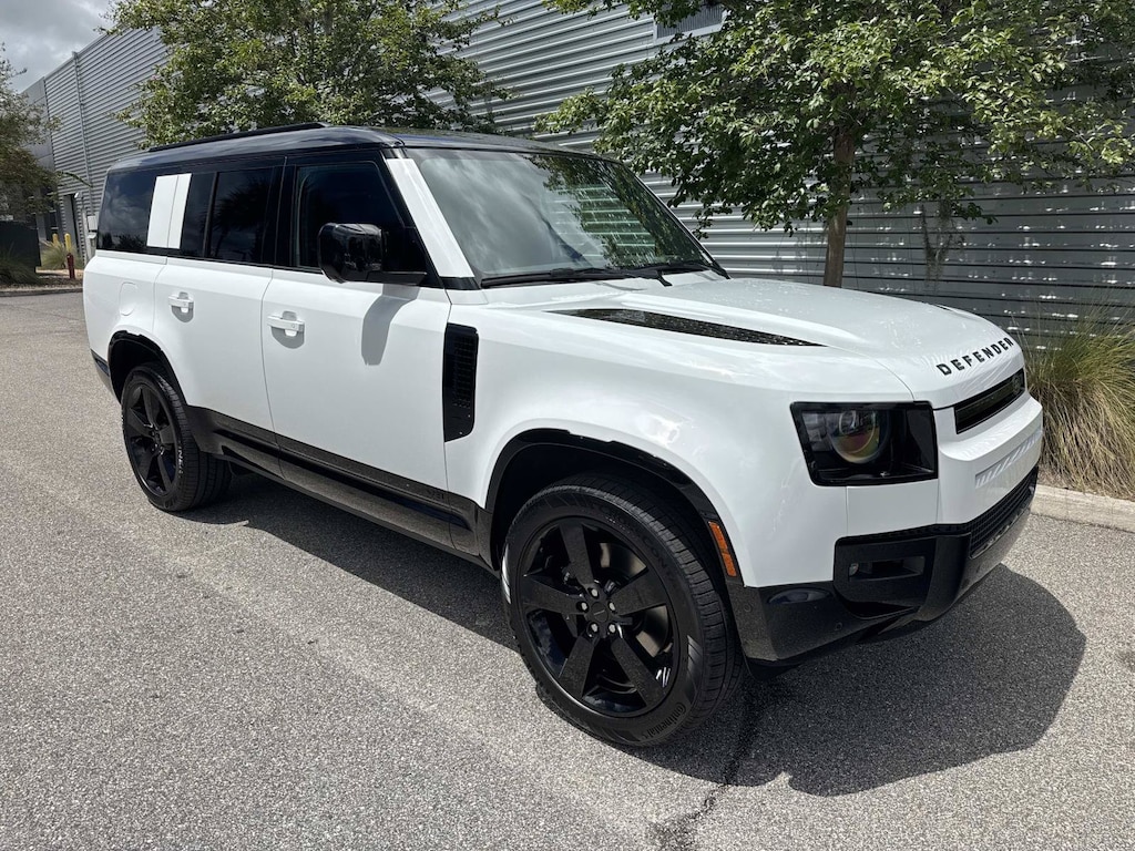 New 2026 Land Rover Defender 130 V8 SUV