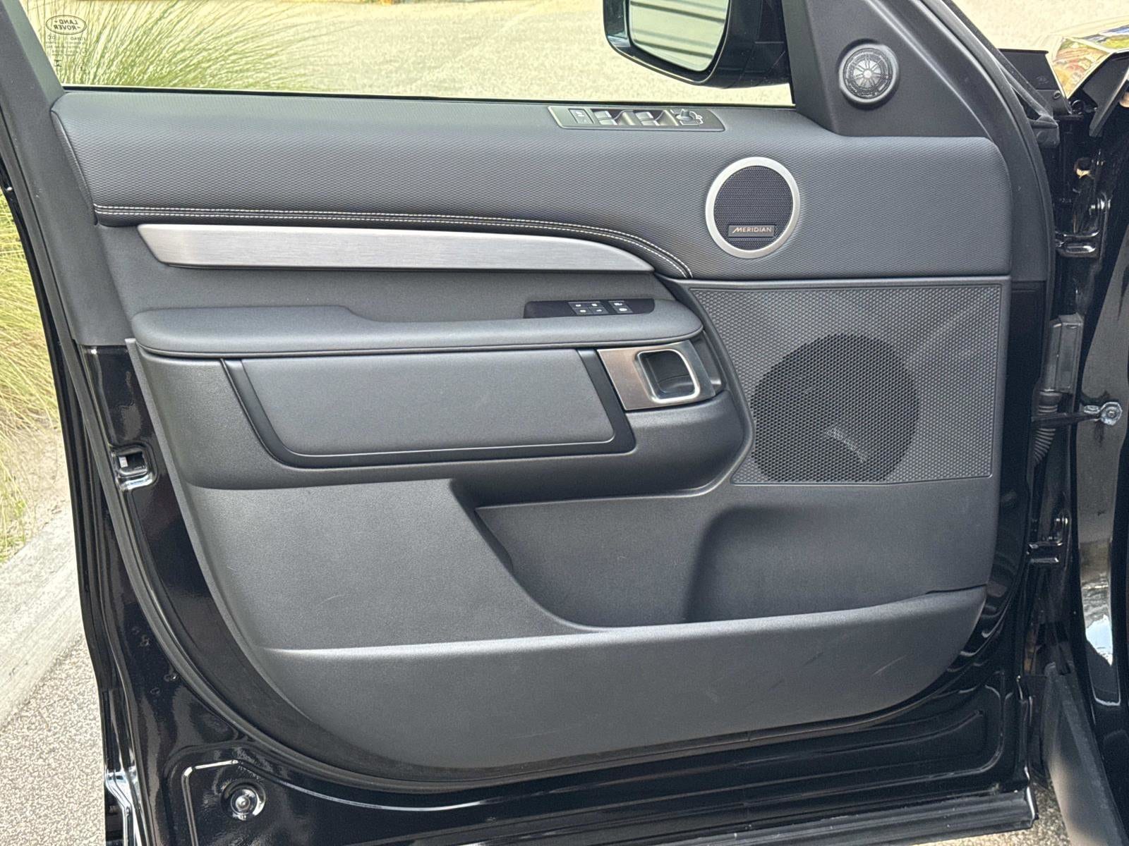 2025 Land Rover Discovery Dynamic SE - Photo 19