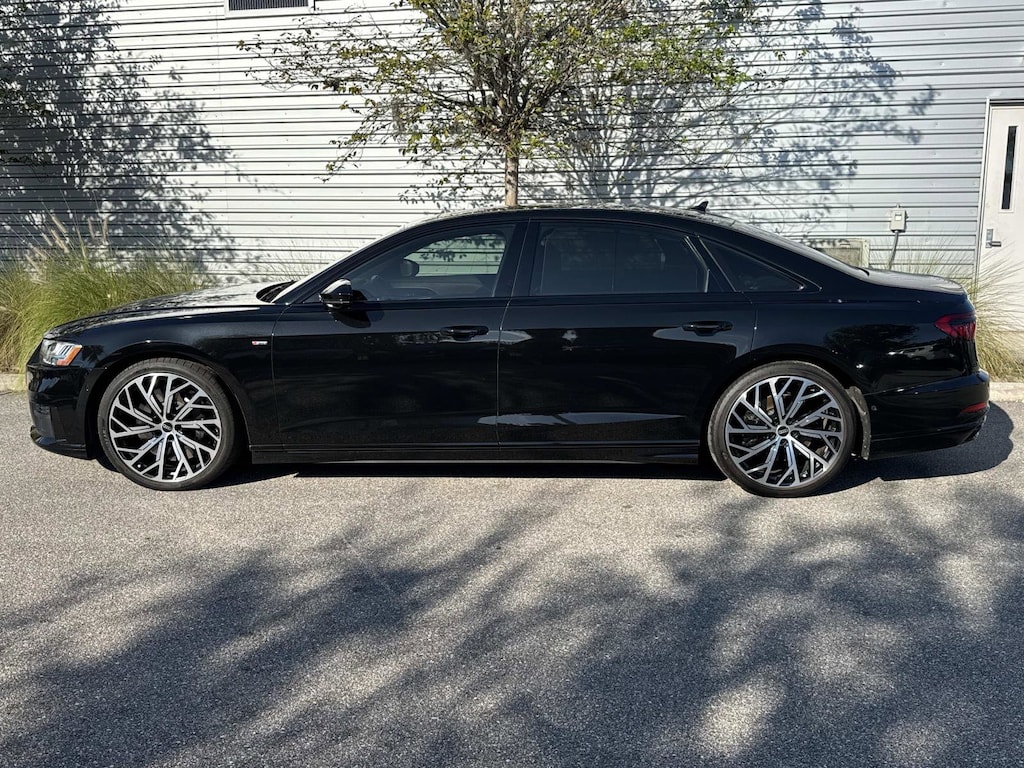 Used 2021 Audi A8 4.0 L 60 TFSI quattro