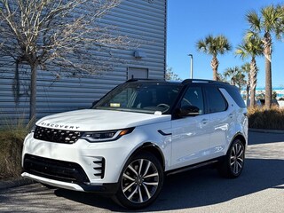 2025 Land Rover Discovery Dynamic SE SUV