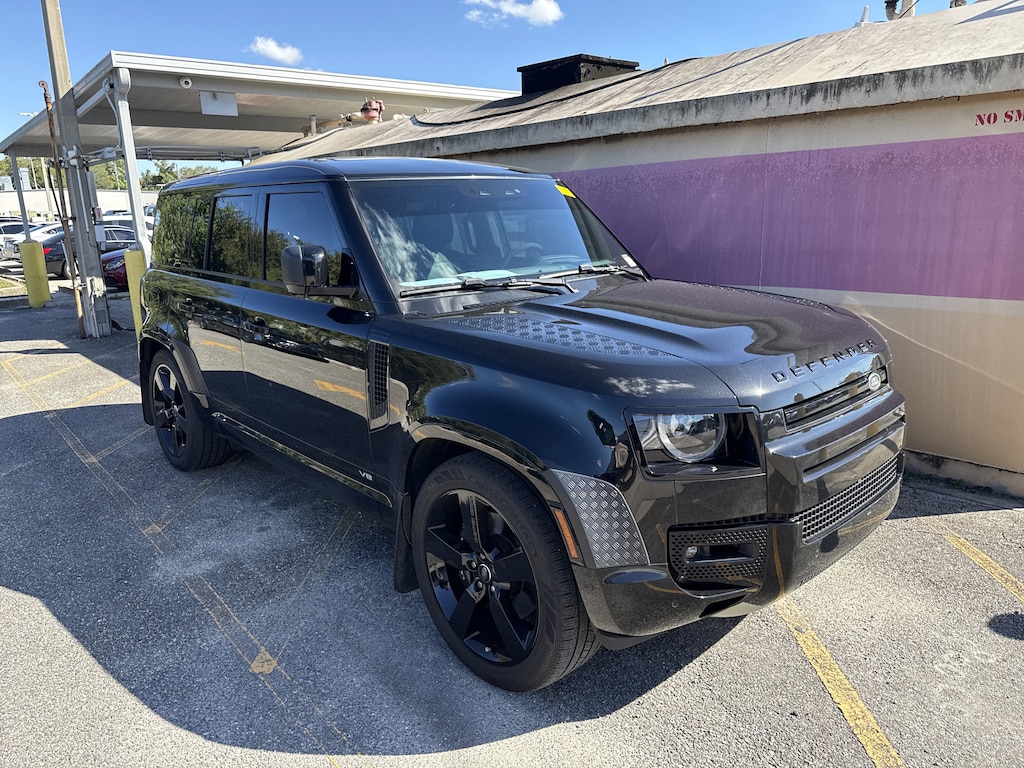Used 2024 Land Rover Defender V8 110 P525 V8