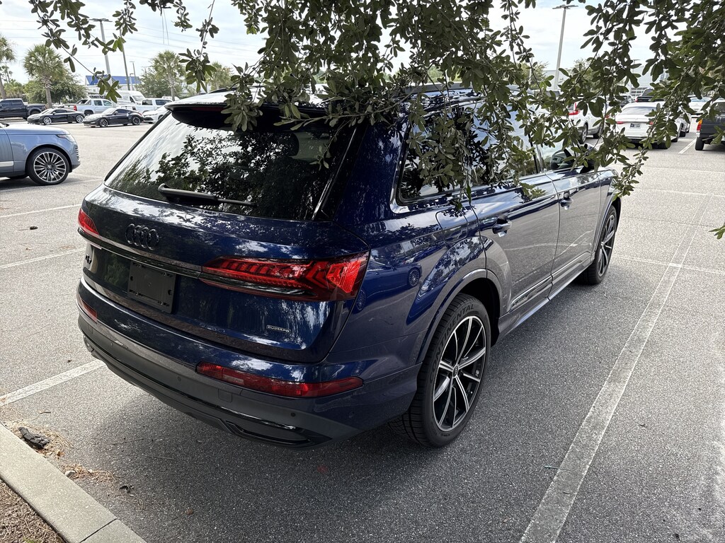 Used 2022 Audi Q7 Premium Plus 55 TFSI quattro