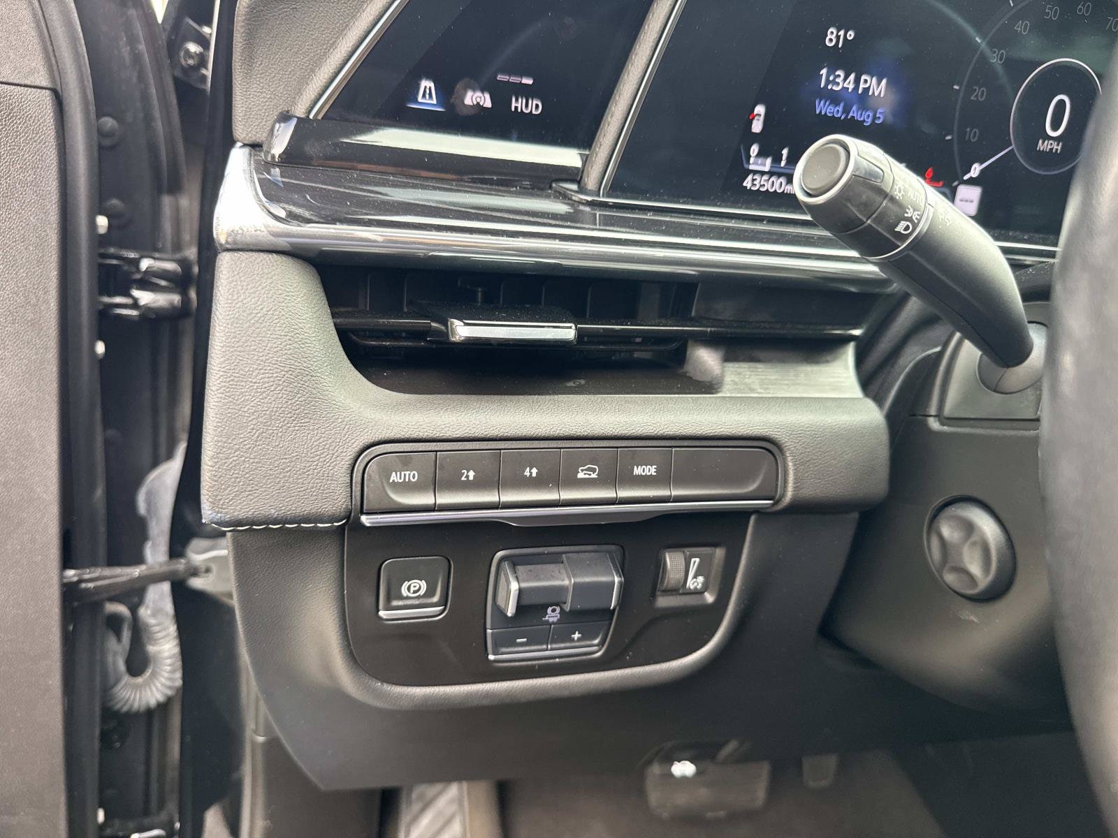 2024 Cadillac Escalade Sport - Photo 34