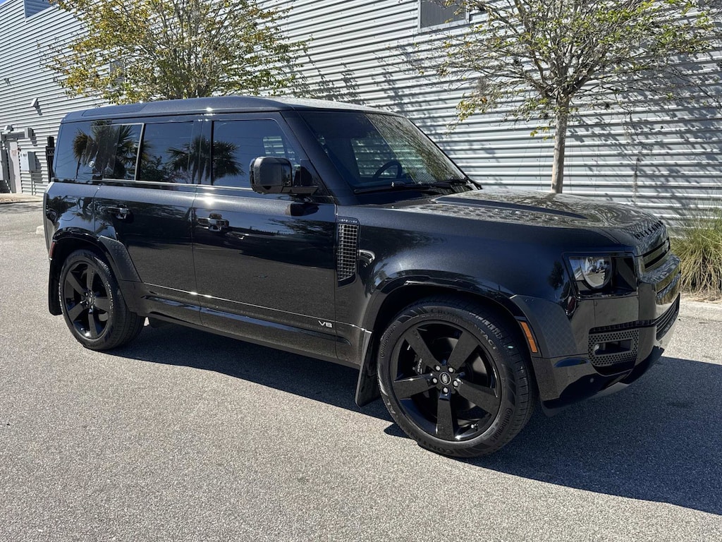 Used 2024 Land Rover Defender V8 110 P525 V8