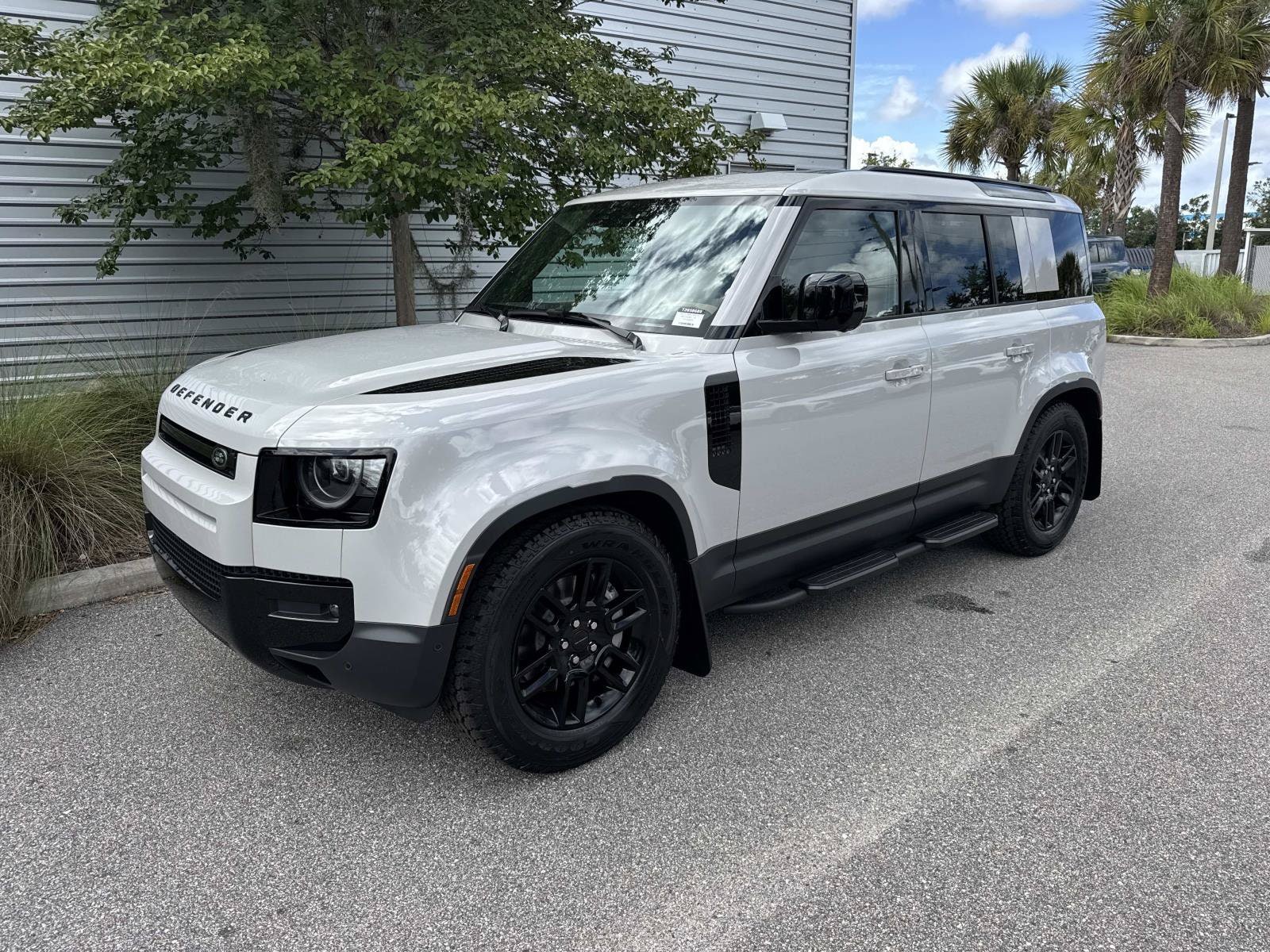 2026 Land Rover Defender