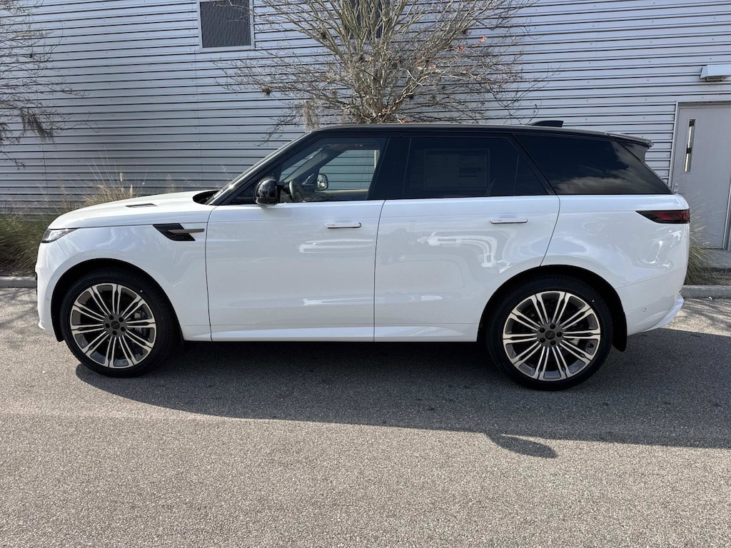 New 2026 Land Rover Range Rover Sport Dynamic SE SUV