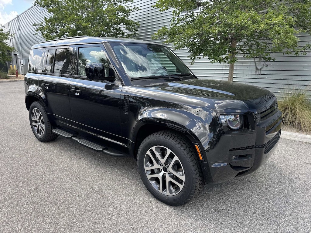 New 2026 Land Rover Defender 110 X-Dynamic SE SUV
