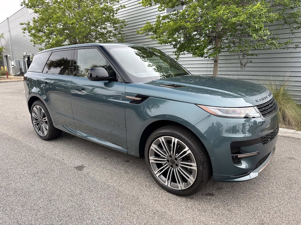 New 2026 Land Rover Range Rover Sport Dynamic SE SUV