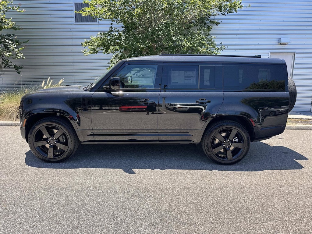 New 2026 Land Rover Defender 130 X-Dynamic SE SUV
