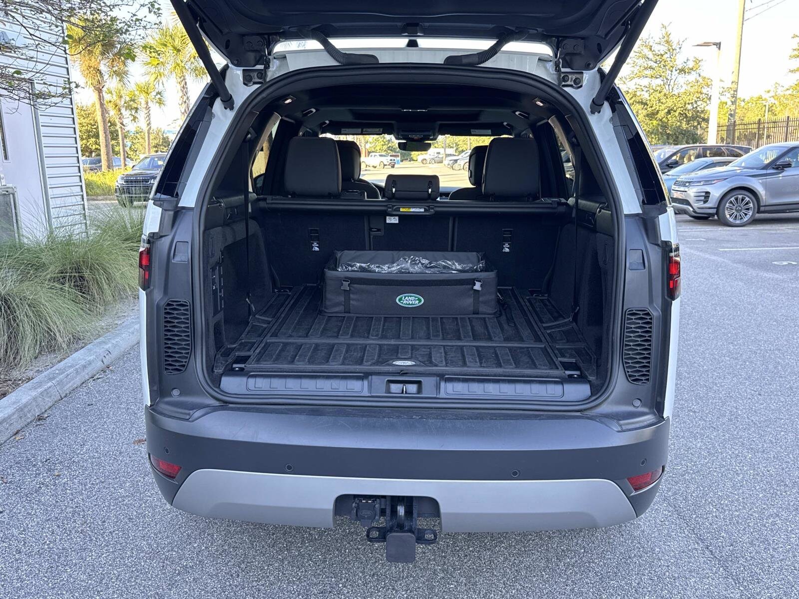 2025 Land Rover Discovery S - Photo 11