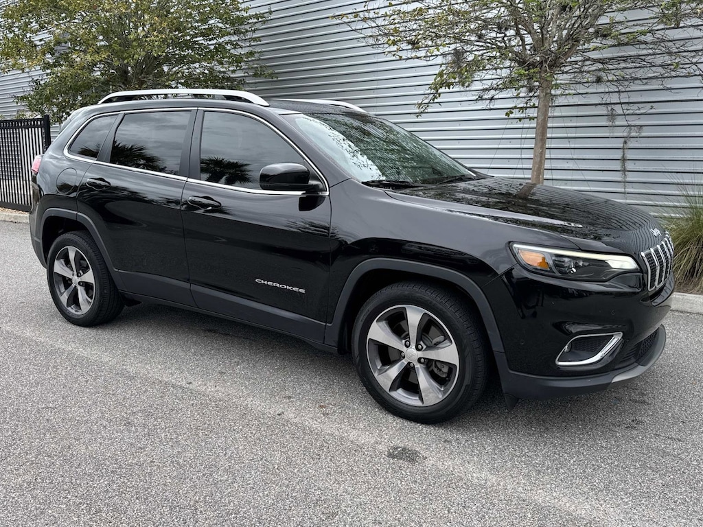Used 2019 Jeep Cherokee Limited Limited FWD