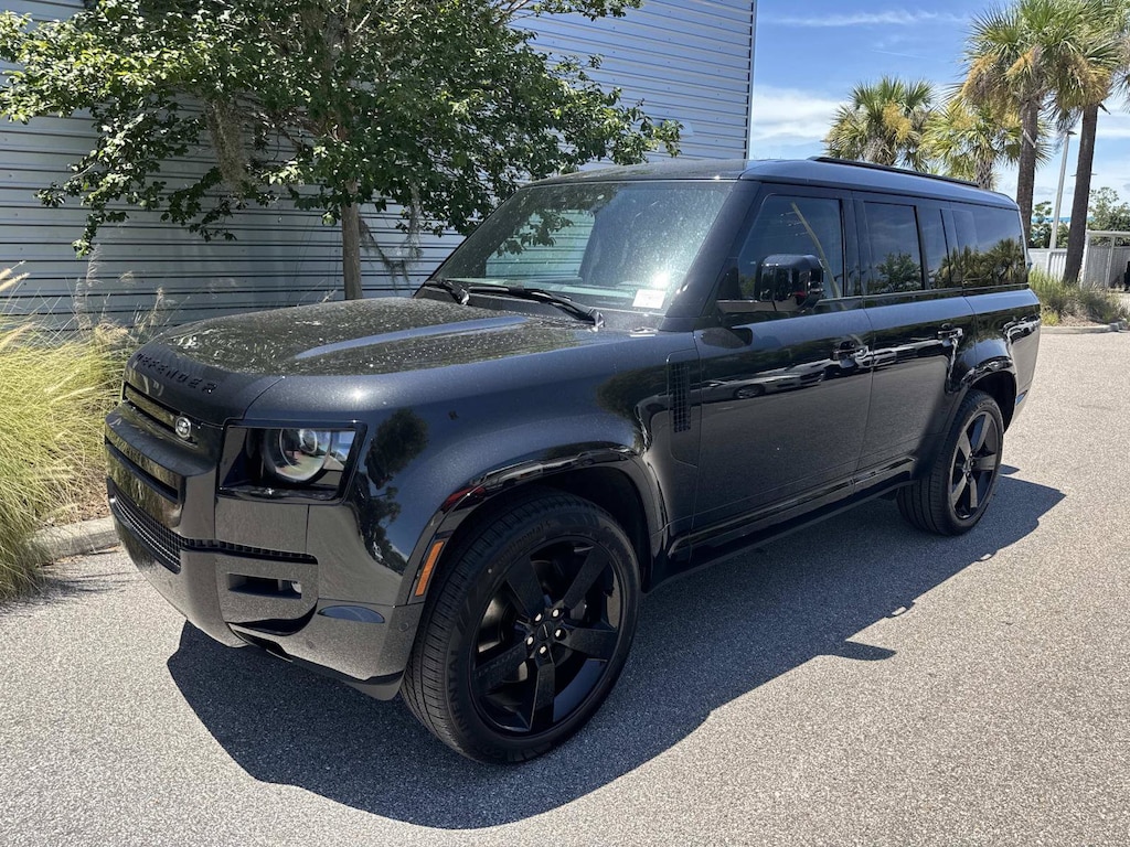 New 2026 Land Rover Defender 130 X-Dynamic SE SUV