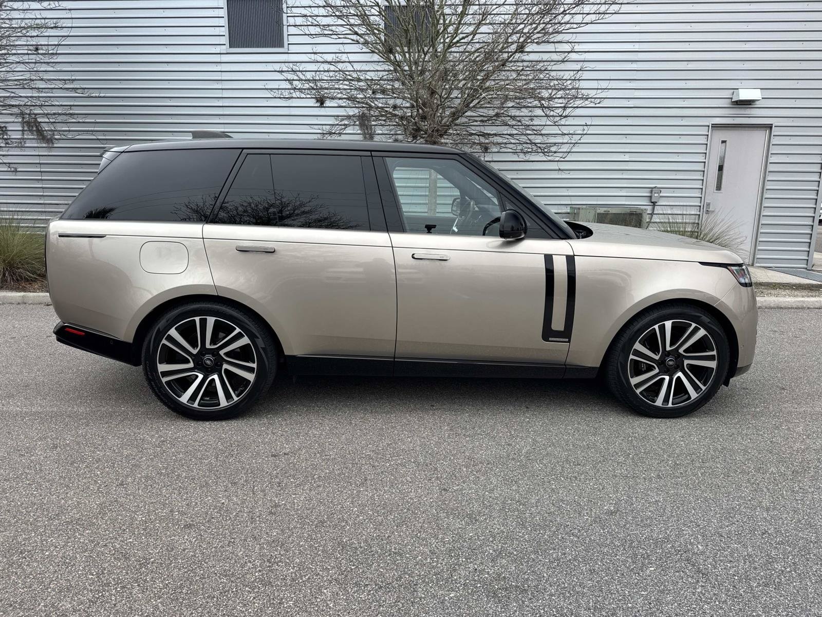 2023 Land Rover Range Rover Autobiography - Photo 5