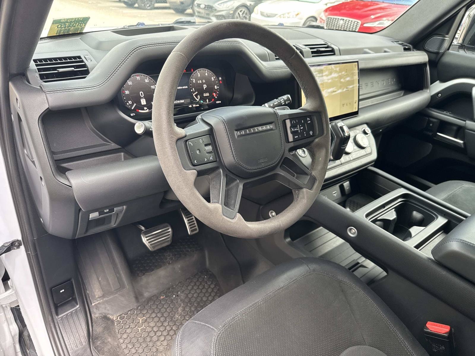 2023 Land Rover Defender V8 - Photo 22