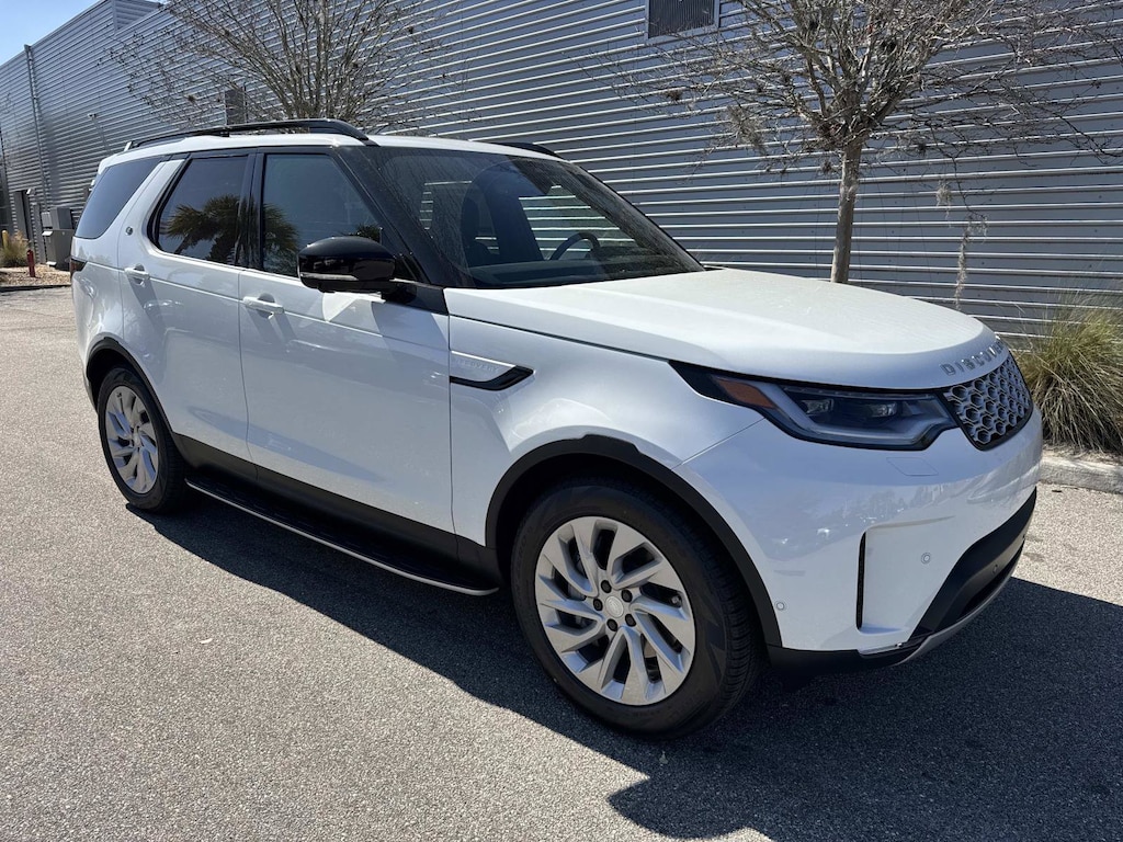 New 2026 Land Rover Discovery S SUV