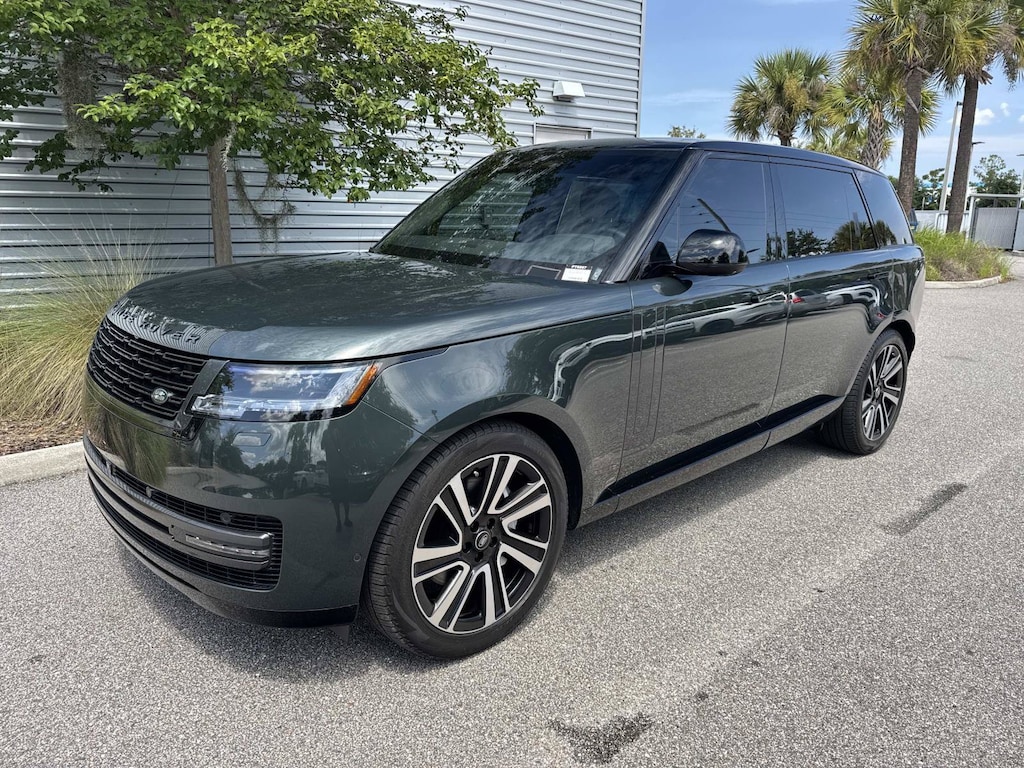 Certified 2025 Land Rover Range Rover P400 SE LWB 7 Seat