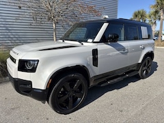 2026 Land Rover Defender 110 X-Dynamic SE SUV