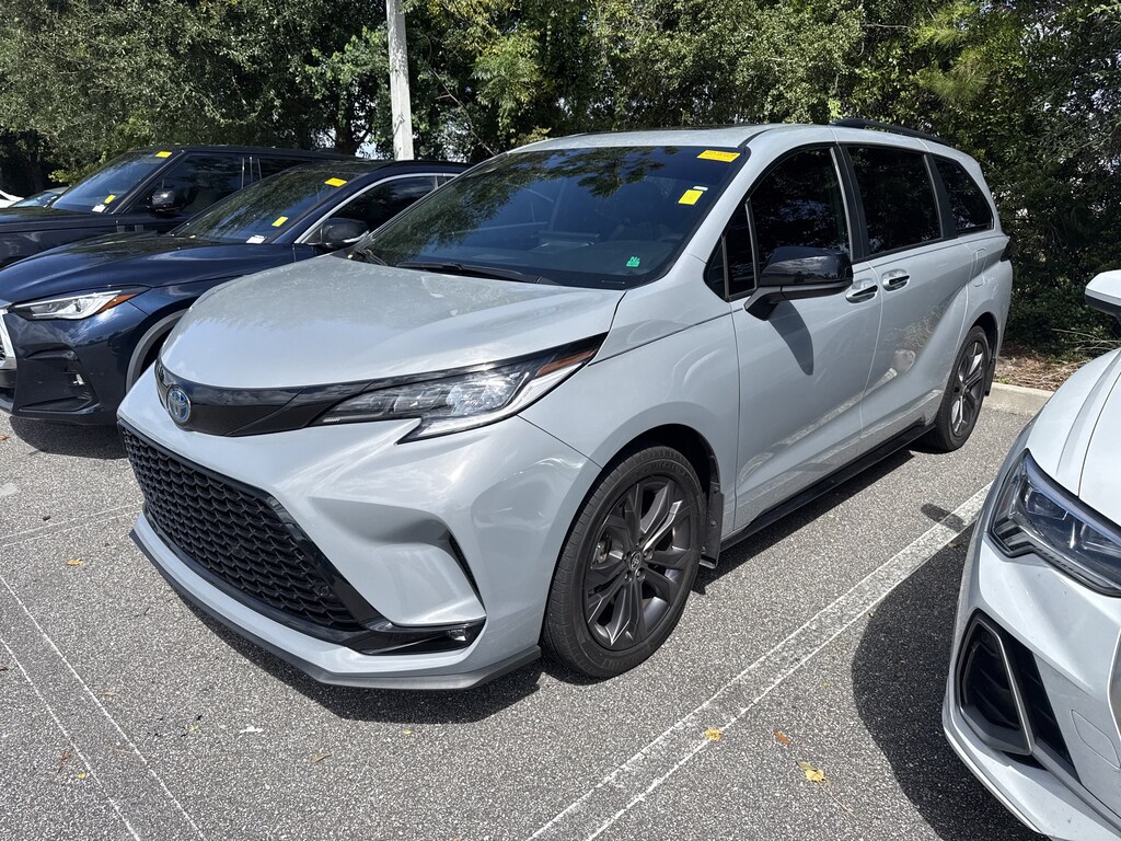 Used 2025 Toyota Sienna XSE FWD 7-Passenger
