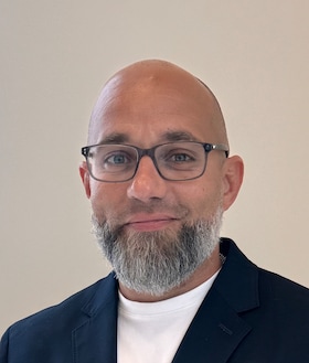 Staff member Randy Medina from ID_99b911efe7fa