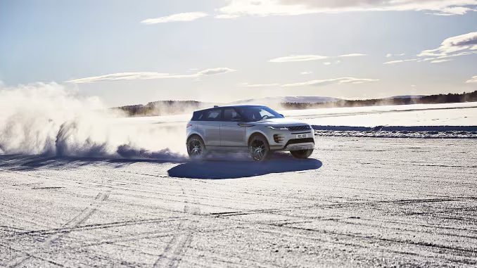 2022-range-rover-snow.png