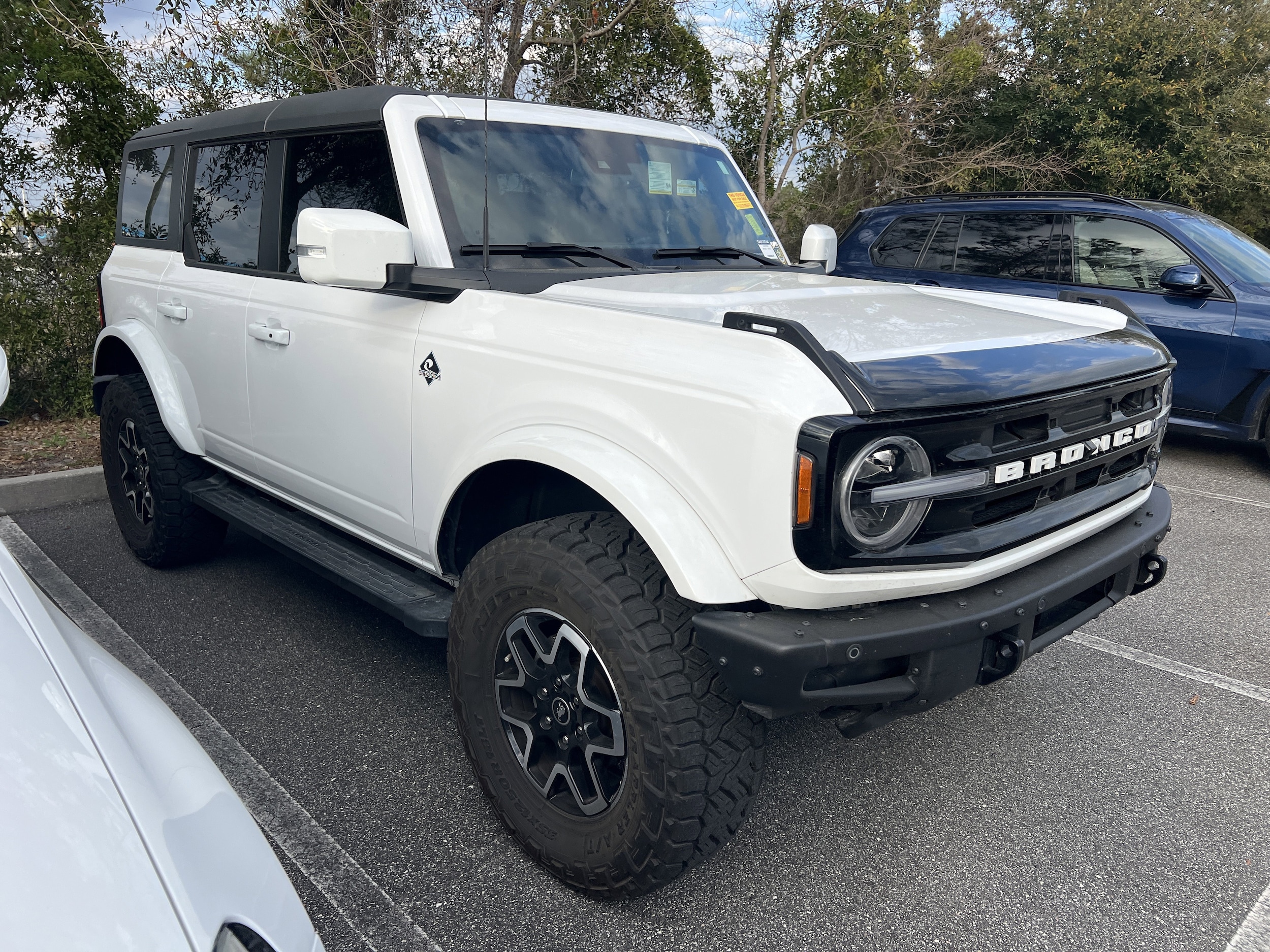 2023 Ford Bronco 4-Door Outer Banks