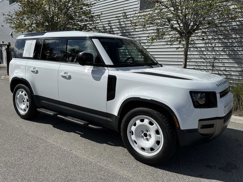 New 2026 Land Rover Defender 110 S 300PS SUV