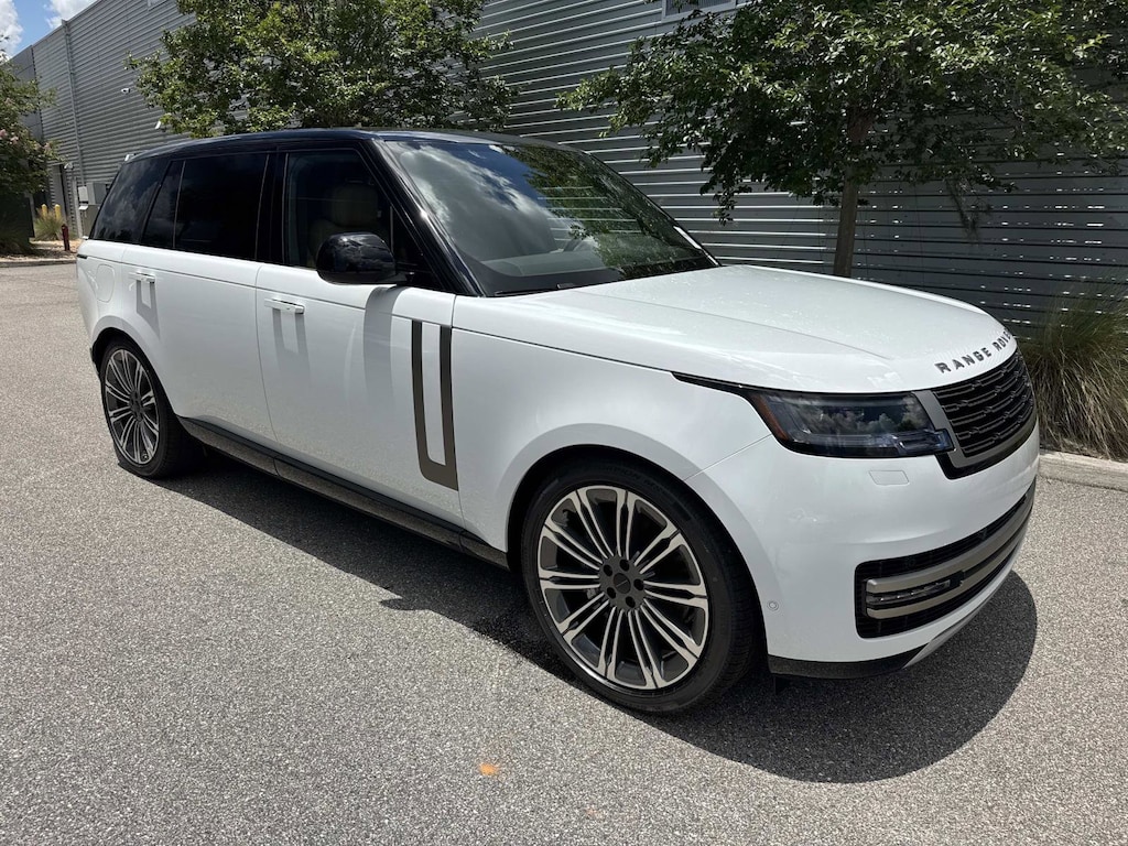 New 2026 Land Rover Range Rover SE 7 Seats SUV