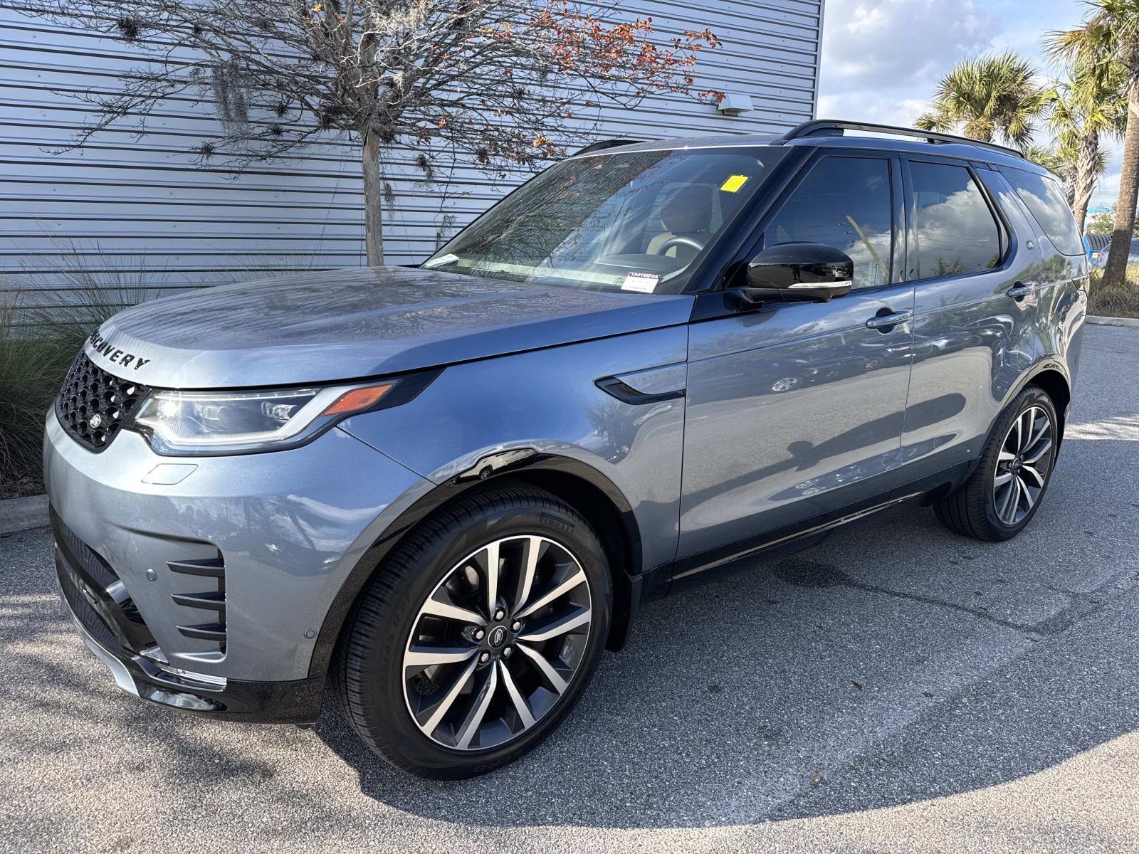 2023 Land Rover Discovery HSE R Dynamic