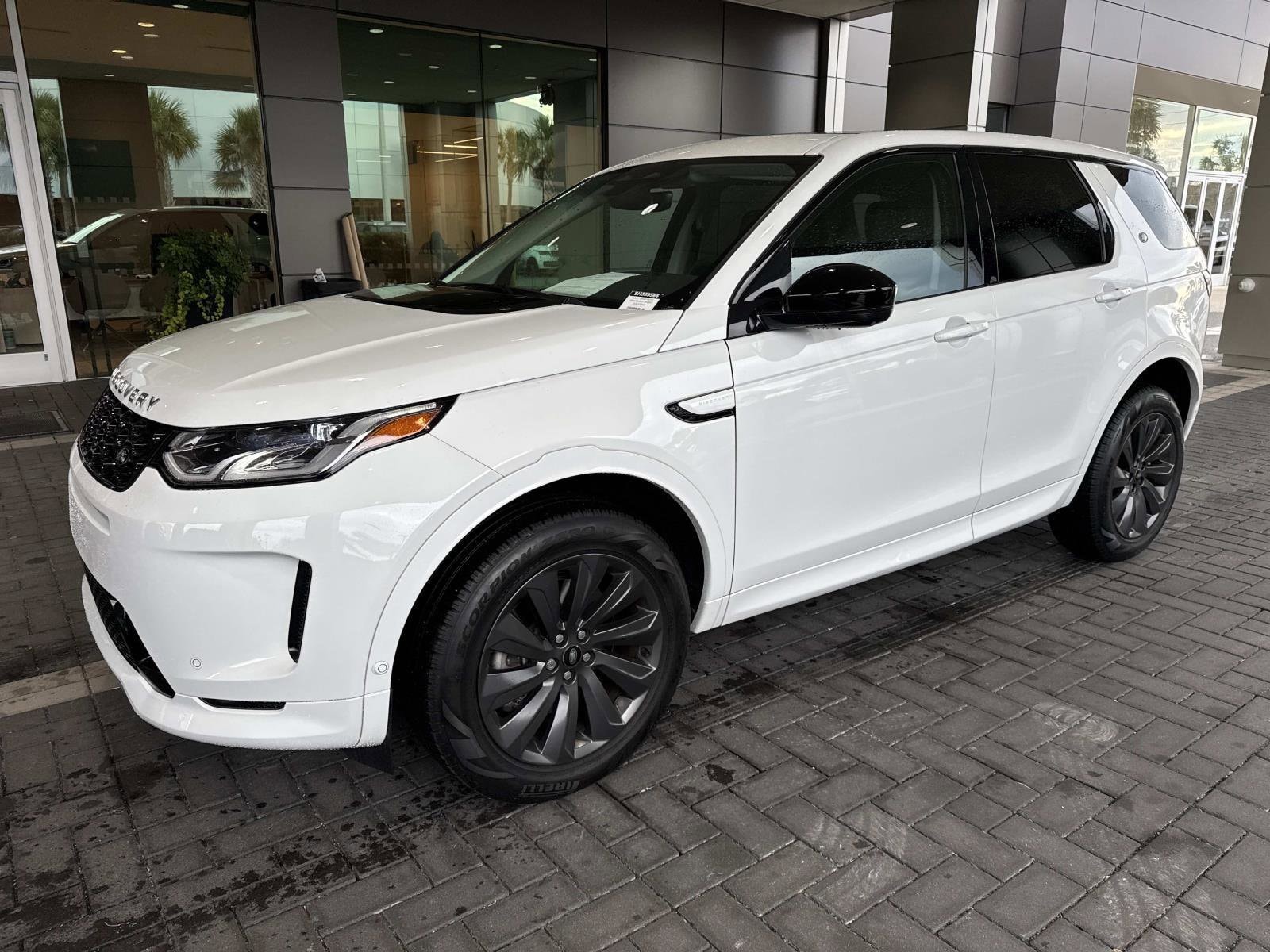 2025 Land Rover Discovery Sport S