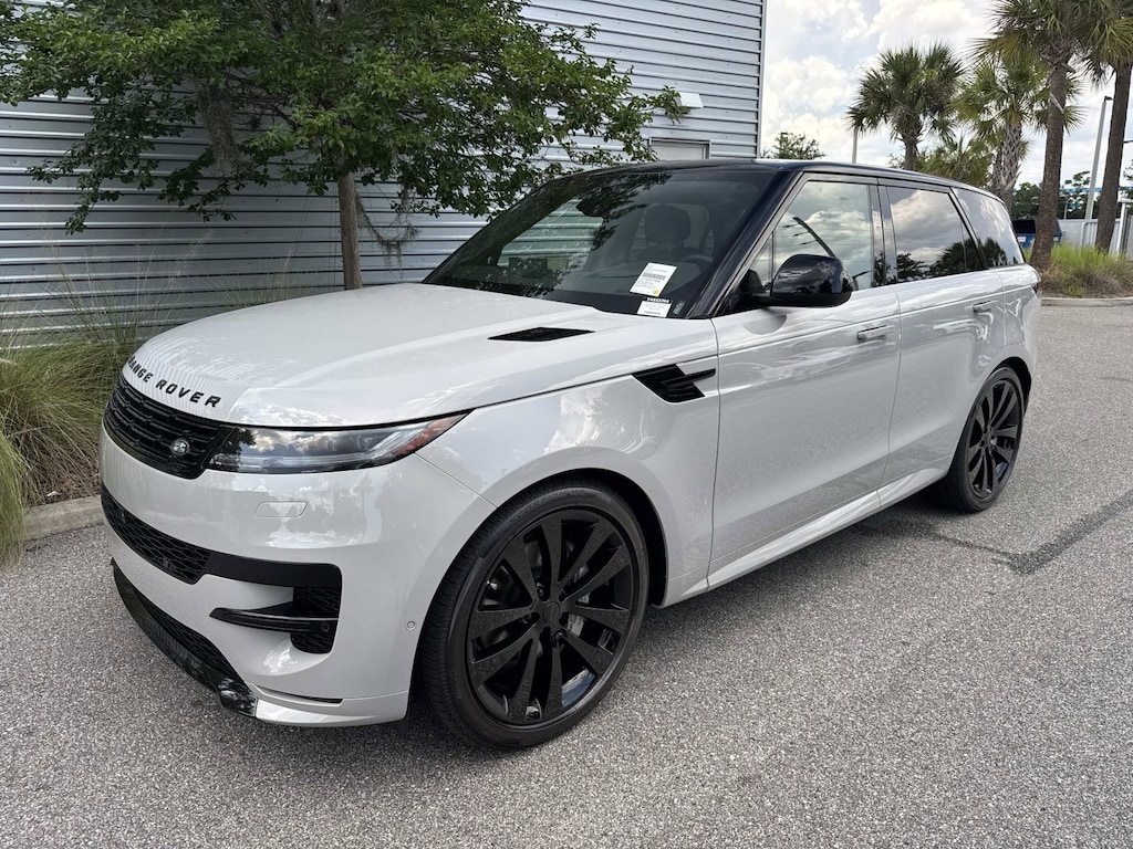 New 2026 Land Rover Range Rover Sport Dynamic SE SUV