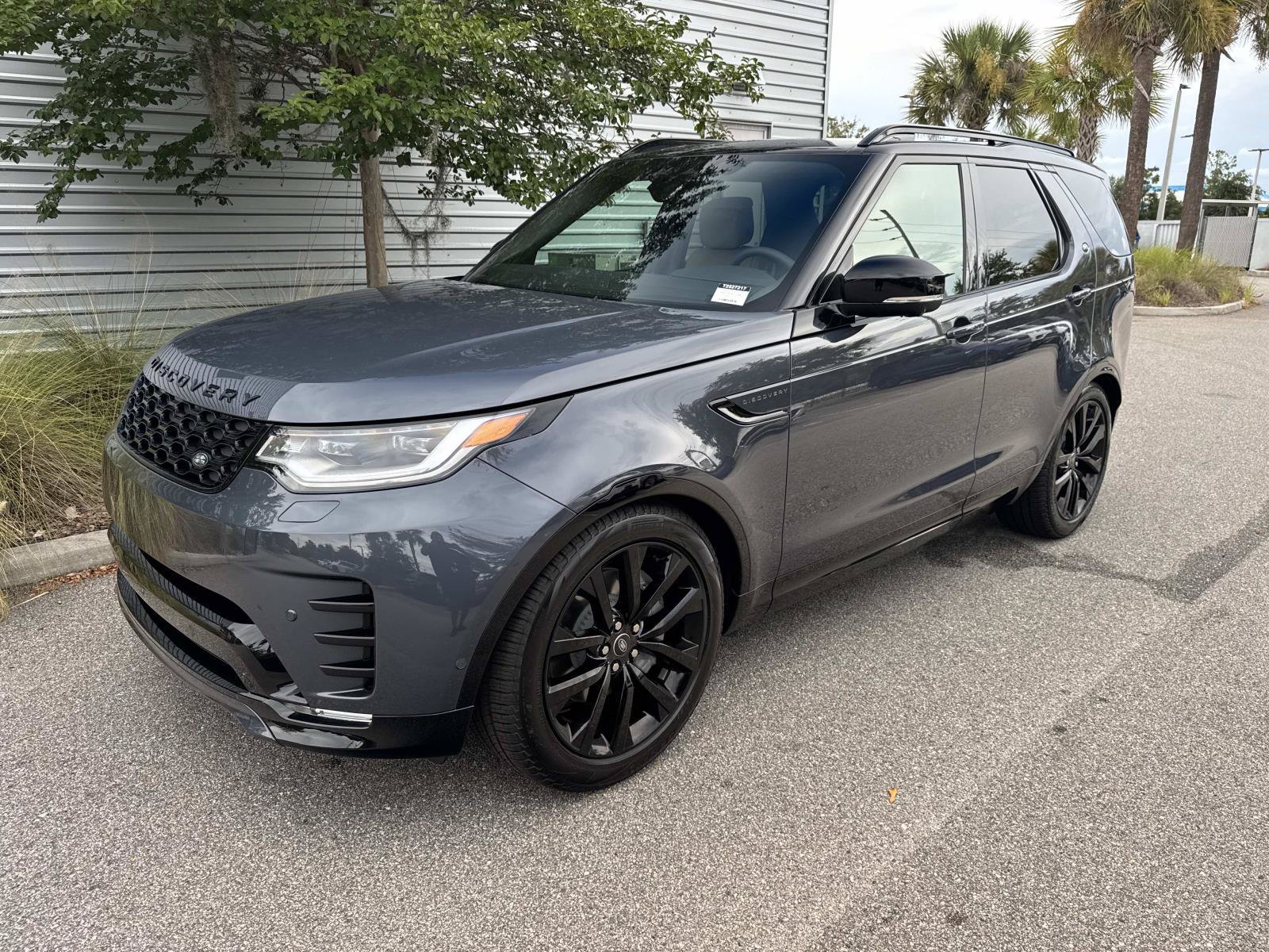 2026 Land Rover Discovery