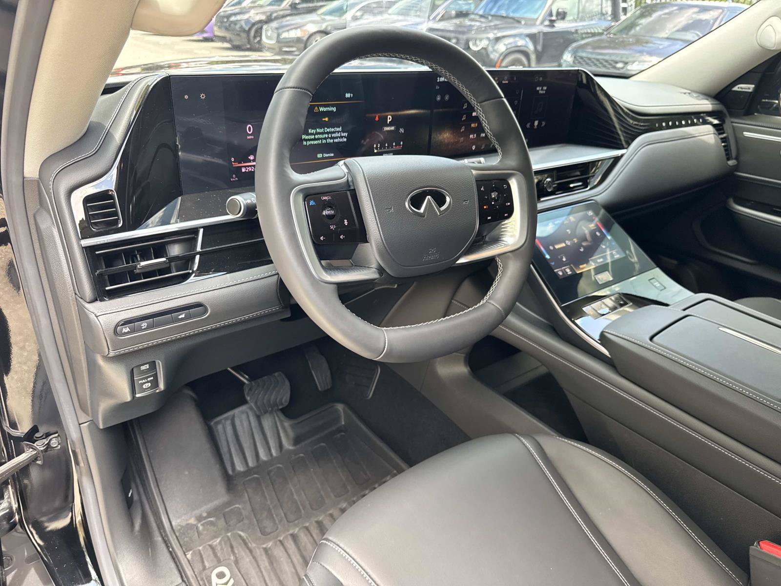 2026 INFINITI QX80 23