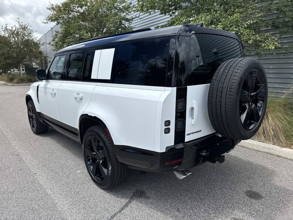New 2026 Land Rover Defender 130 V8 SUV