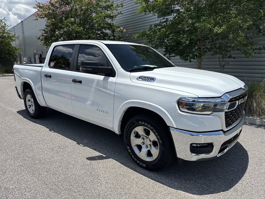 Used 2025 Ram 1500 Big Horn 4x4 Crew Cab 57 Box