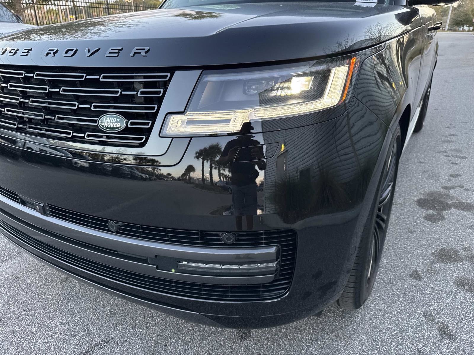 2026 Land Rover Range Rover SE - Photo 9