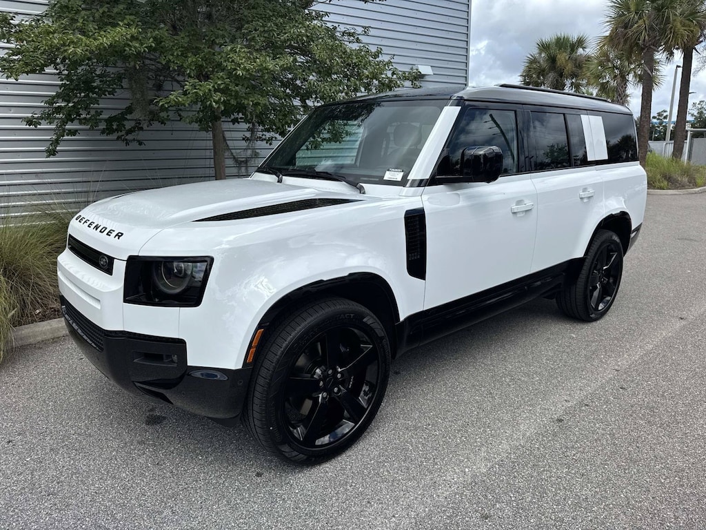 New 2026 Land Rover Defender 130 V8 SUV