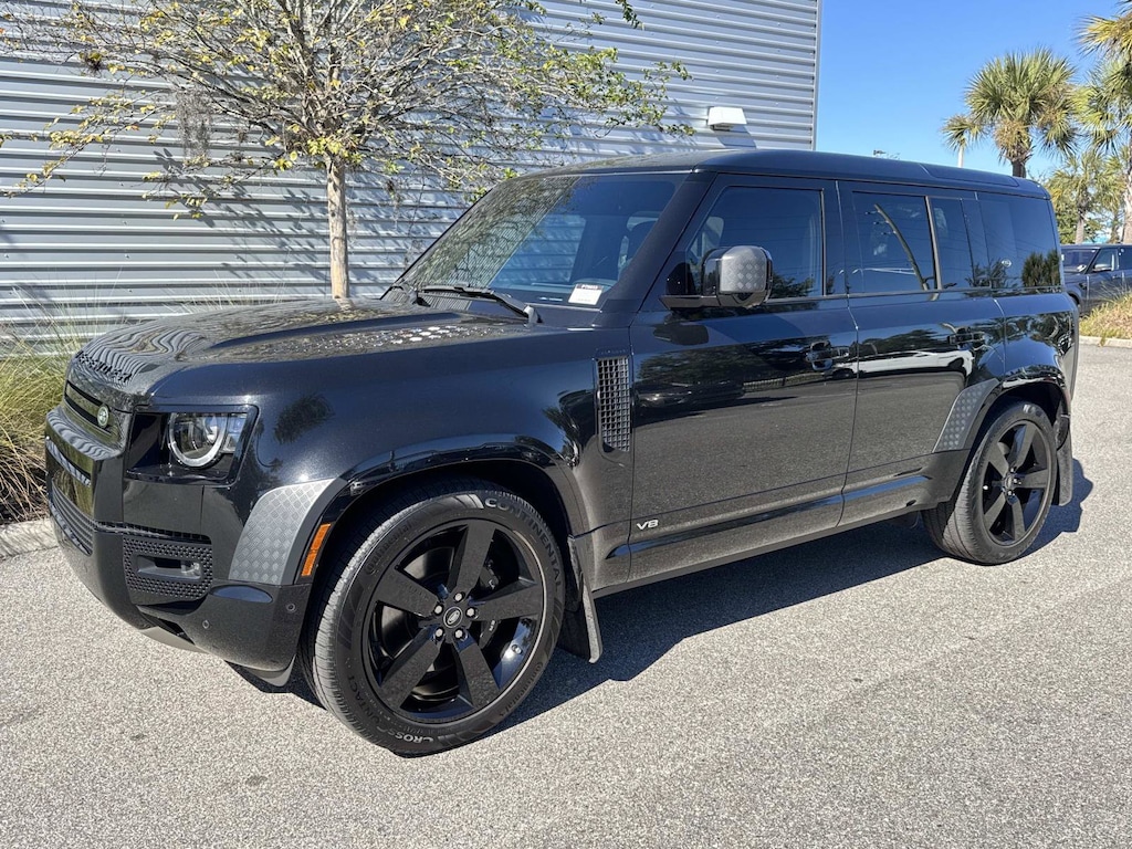 Used 2024 Land Rover Defender V8 110 P525 V8