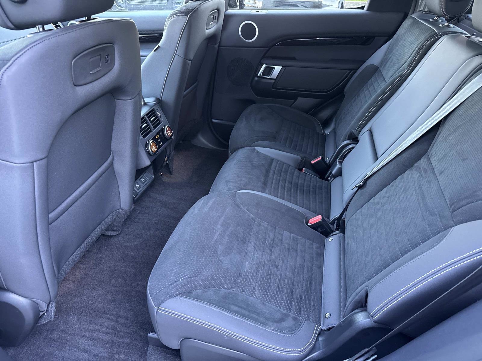 2025 Land Rover Discovery S - Photo 15