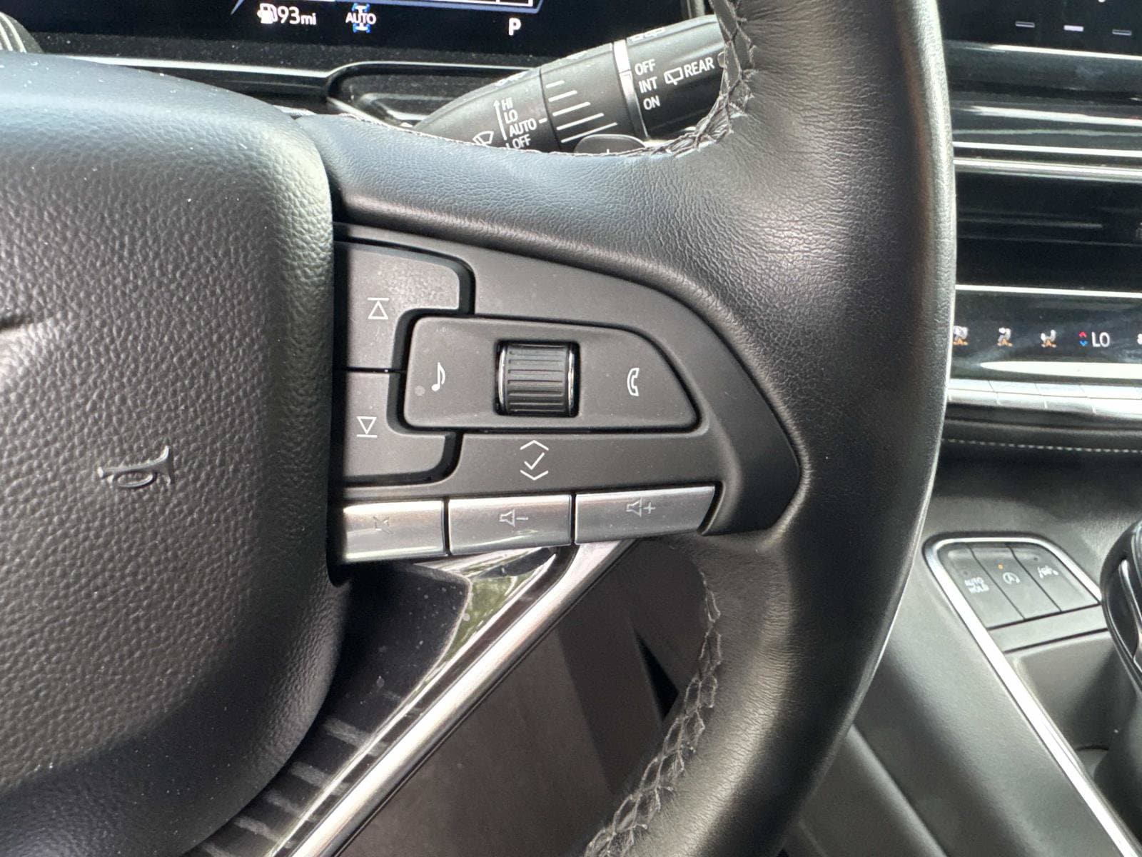 2024 Cadillac Escalade Sport - Photo 31