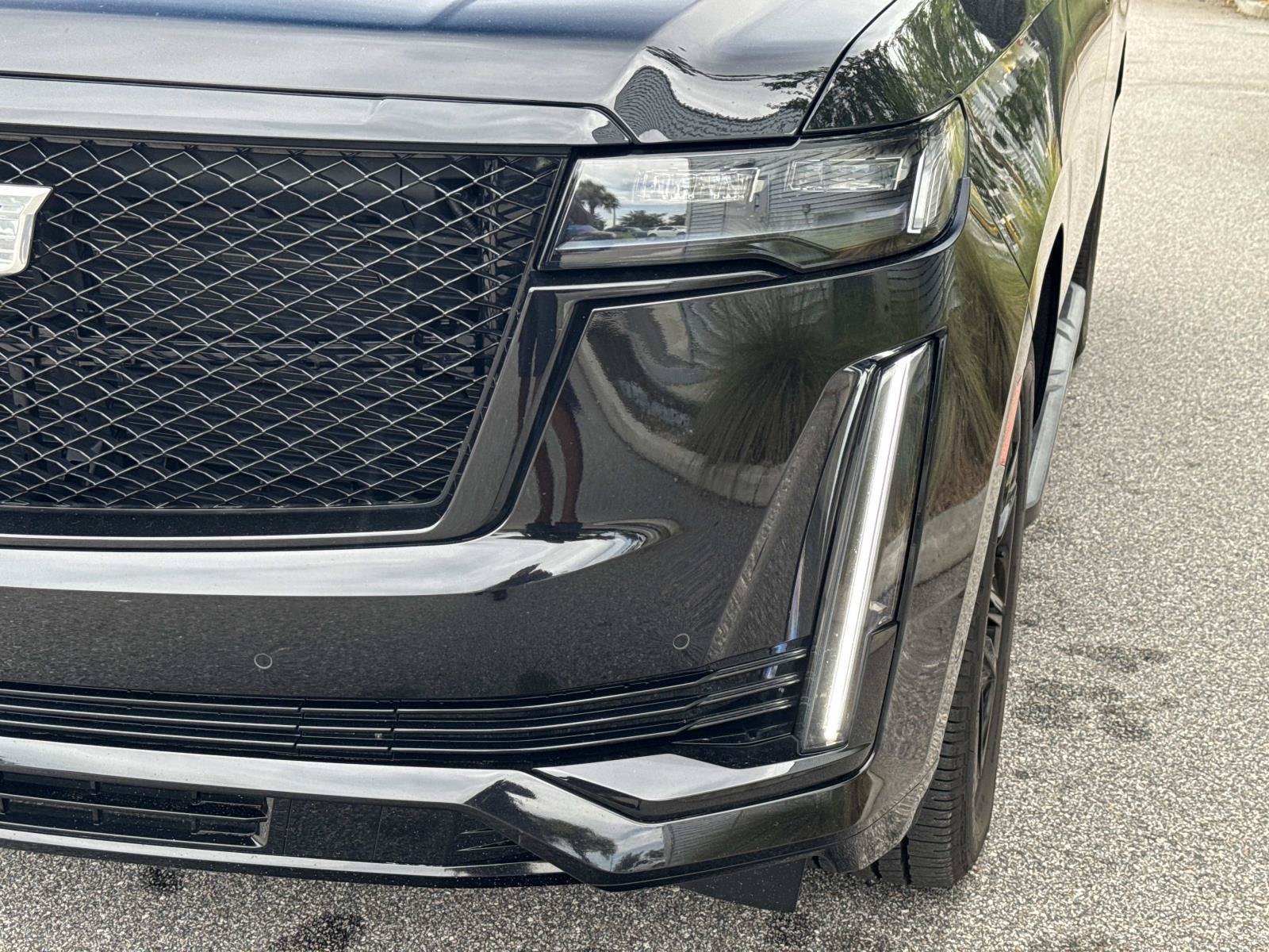 2024 Cadillac Escalade Sport - Photo 9