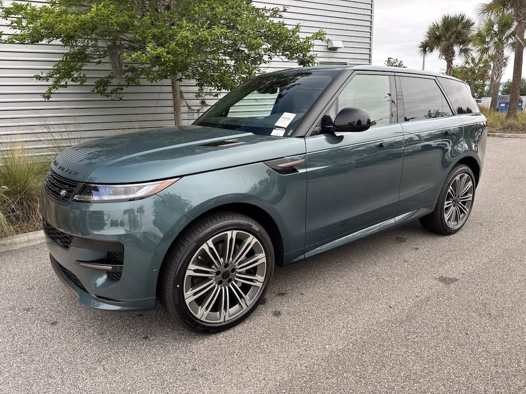 New 2026 Land Rover Range Rover Sport Dynamic SE SUV